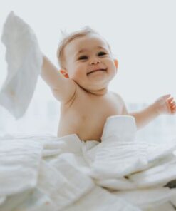 cham-soc-viem-da-ta-lot-o-tre-so-sinh