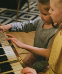 Khóa học đàn piano cho trẻ tại nhà