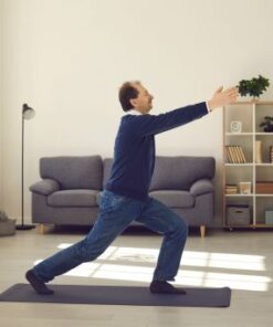 khoa-hoc-yoga-giam-dau-lung-va-cot-song-tai-nha